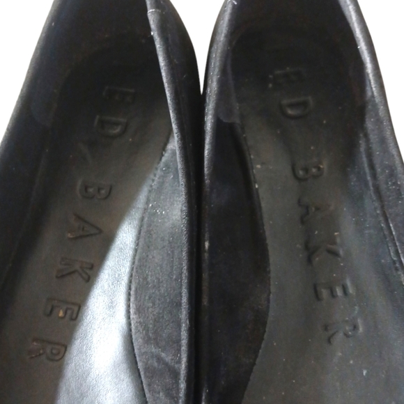 Ted Baker Black Micro Suede Ballet Flats Women's size 8.5 - Picture 5 of 10